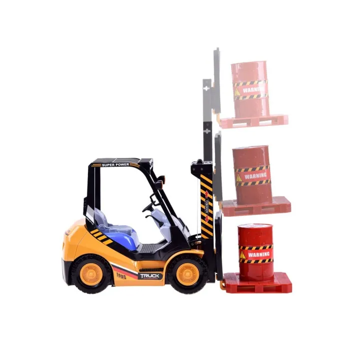 wózek widłowy rc podczas jazdy z dołączoną paletą