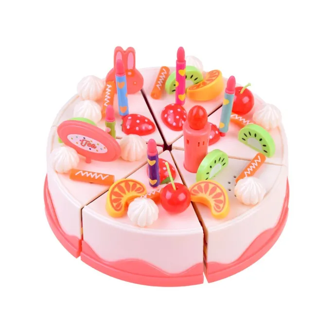 akcesoria do serwowania – filiżanki, sztućce i talerzyki