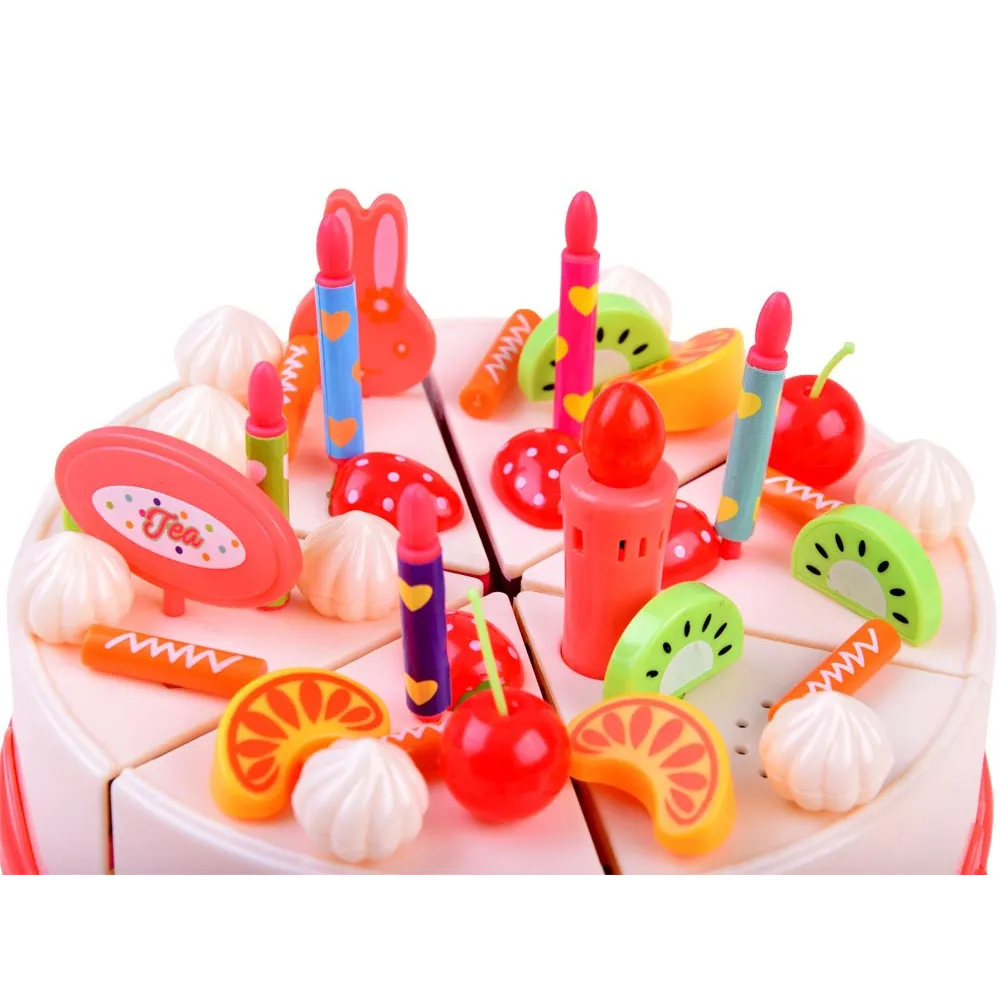 kolorowe ciasteczka i donaty w zestawie do kreatywnej zabawy