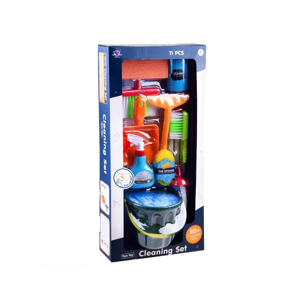 zestaw dziecięcy na tle pokoju, gotowy do zabawy w porządki