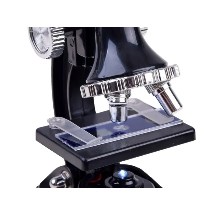 detal mikroskopu i pojemników na preparaty