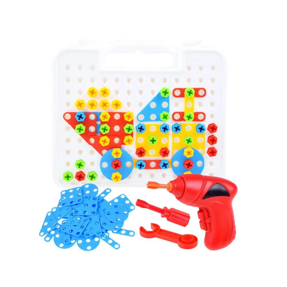 zestaw klocków konstrukcyjnych w walizce z wkrętarką i elementami