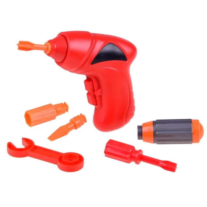 wybrane elementy: kwadrat, trójkąt, koło na jasnym tle