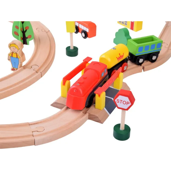 drewniane tory i budynki zaprojektowane dla małych dzieci