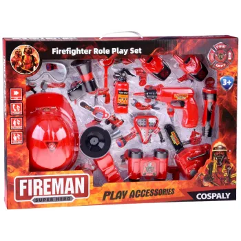 detal kasku strażackiego i walkie talkie z zestawu do zabawy