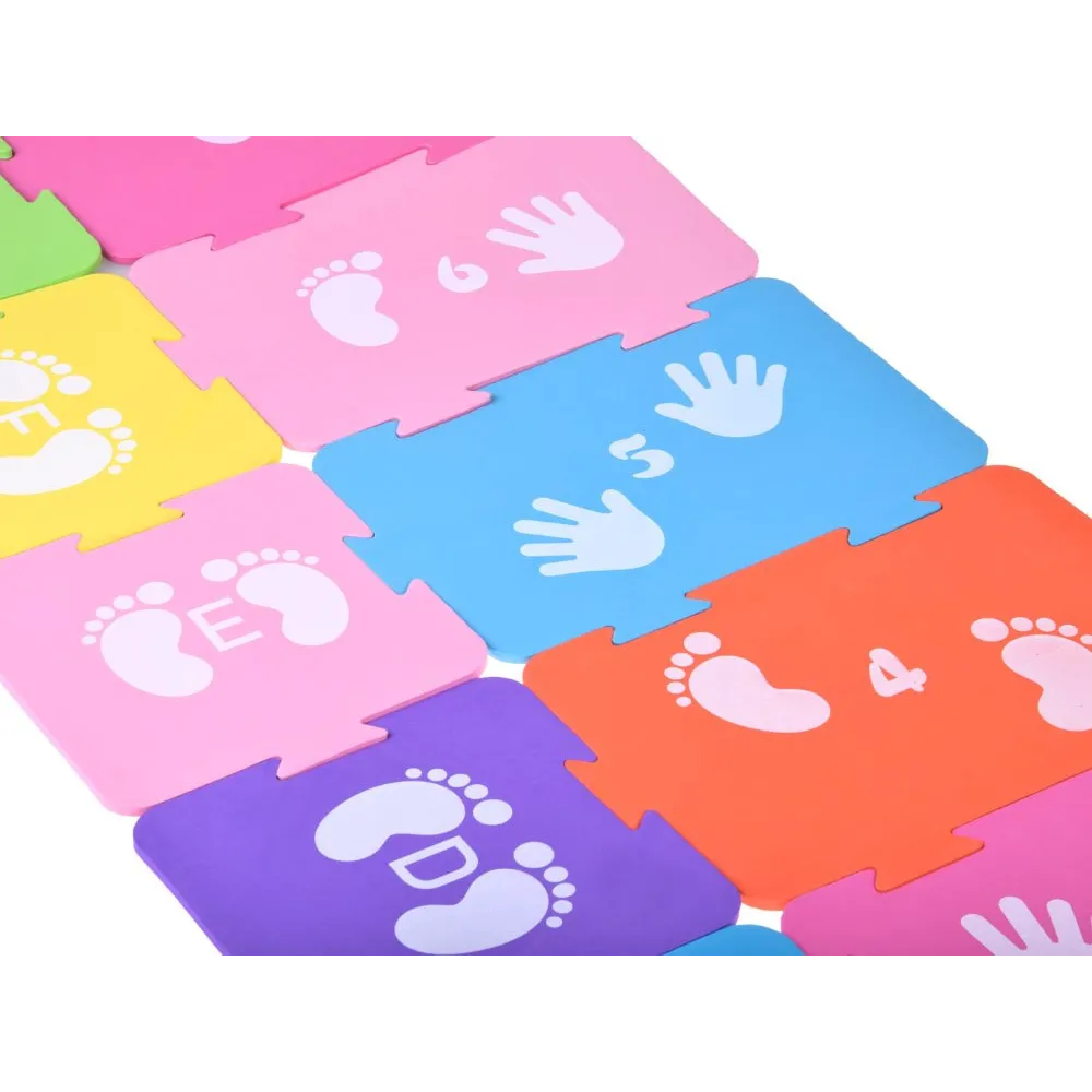 zbliżenie na miękkie, kolorowe elementy gry "Działaj z zamieszaniem"