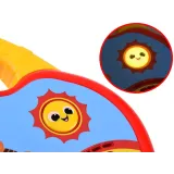 Detal panelu z ilustracjami zwierząt na edukacyjnych organkach