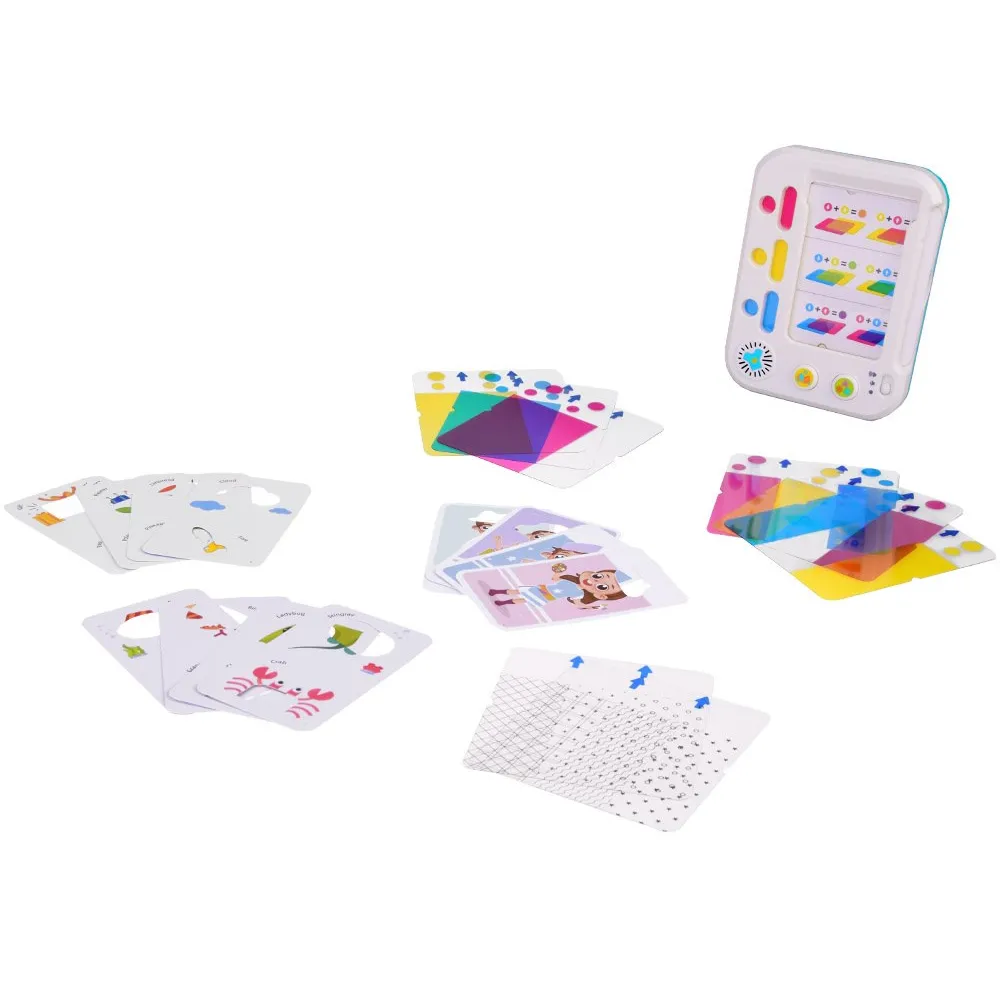 zbliżenie na kolorowe karty zestawu edukacyjnego