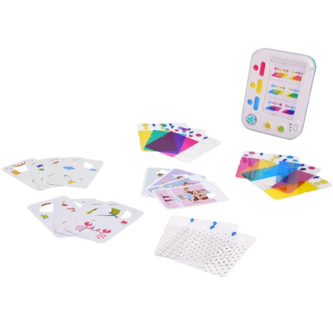 zbliżenie na kolorowe karty zestawu edukacyjnego