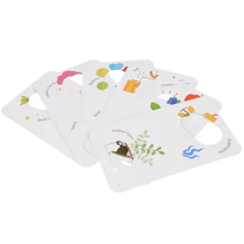 elementy zestawu: tablet i karty pokazane osobno