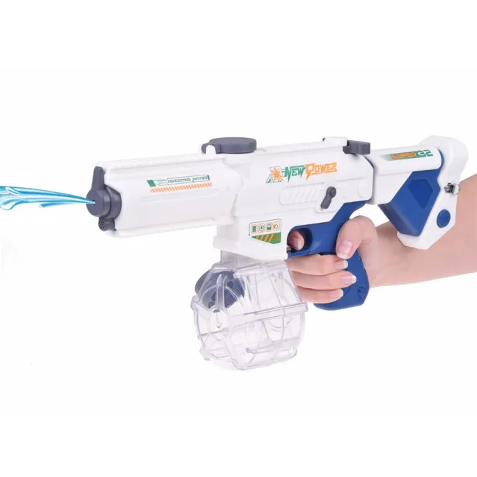 zbliżenie na spust i przełącznik trybów w pistolecie wodnym