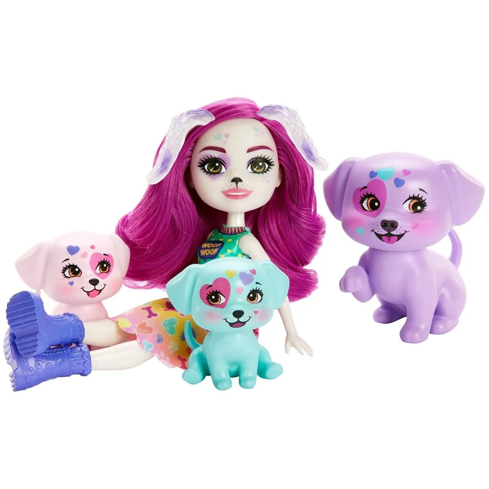 Dessa Dalmatian wraz z dwoma uroczymi pieskami dalmatyńczykami