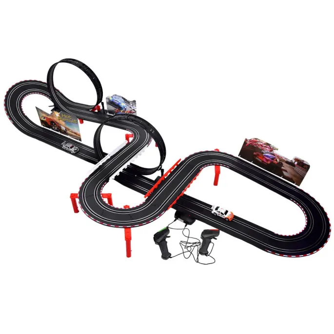 dwa sportowe auta na torze wyścigowym 912cm