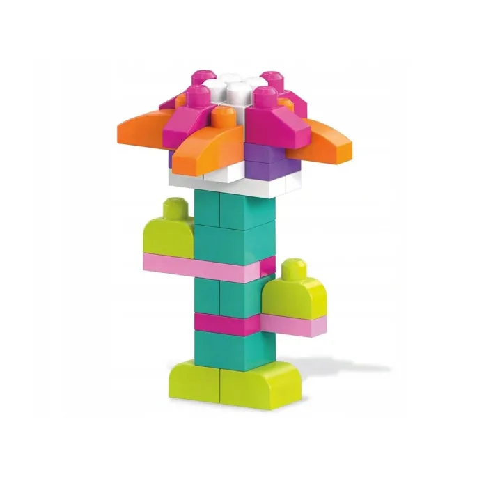 Zbliżenie na pastelowe klocki Fisher Price w różnych kształtach