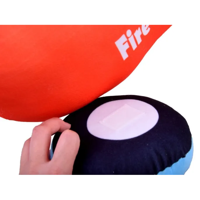 Widok z boku na konstrukcję fotelika pufy dla maluszka