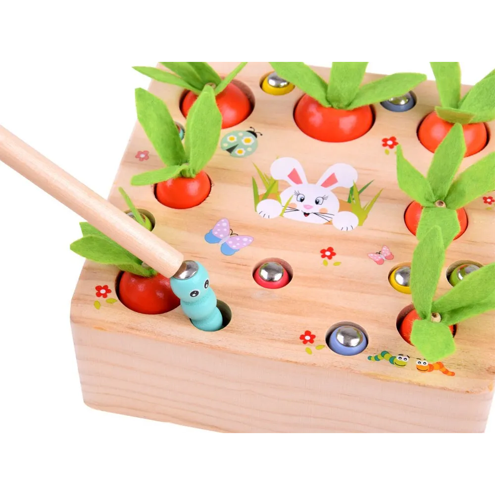 Łowienie robaczków magnesem podczas zabawy