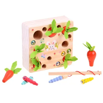 Kolorowa drewniana podstawka z różnymi warzywami