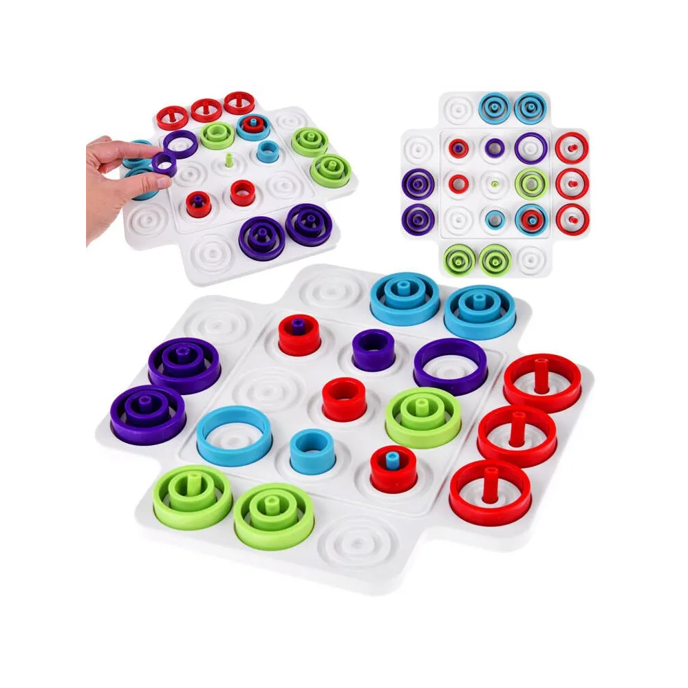 plansza gry logicznej trap pulapka na stole