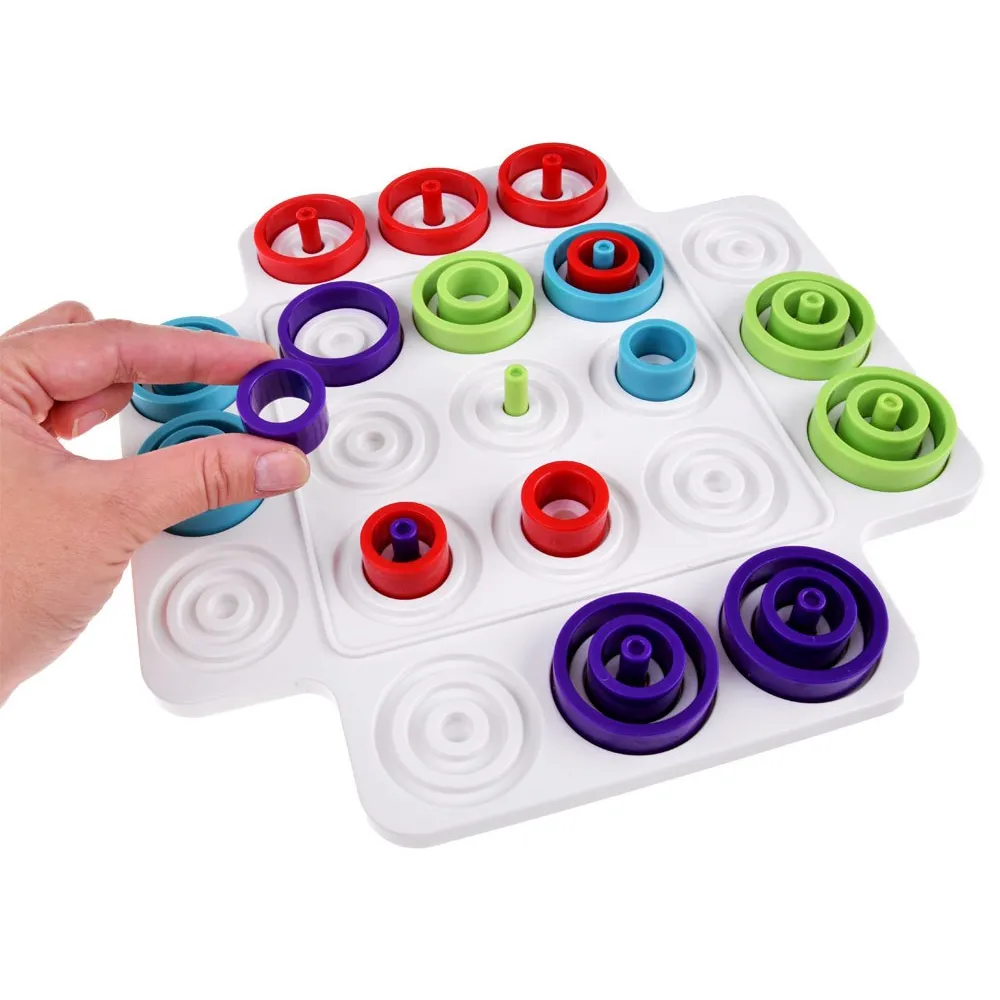 gra trap przygotowana do rozgrywki z różnokolorowymi elementami