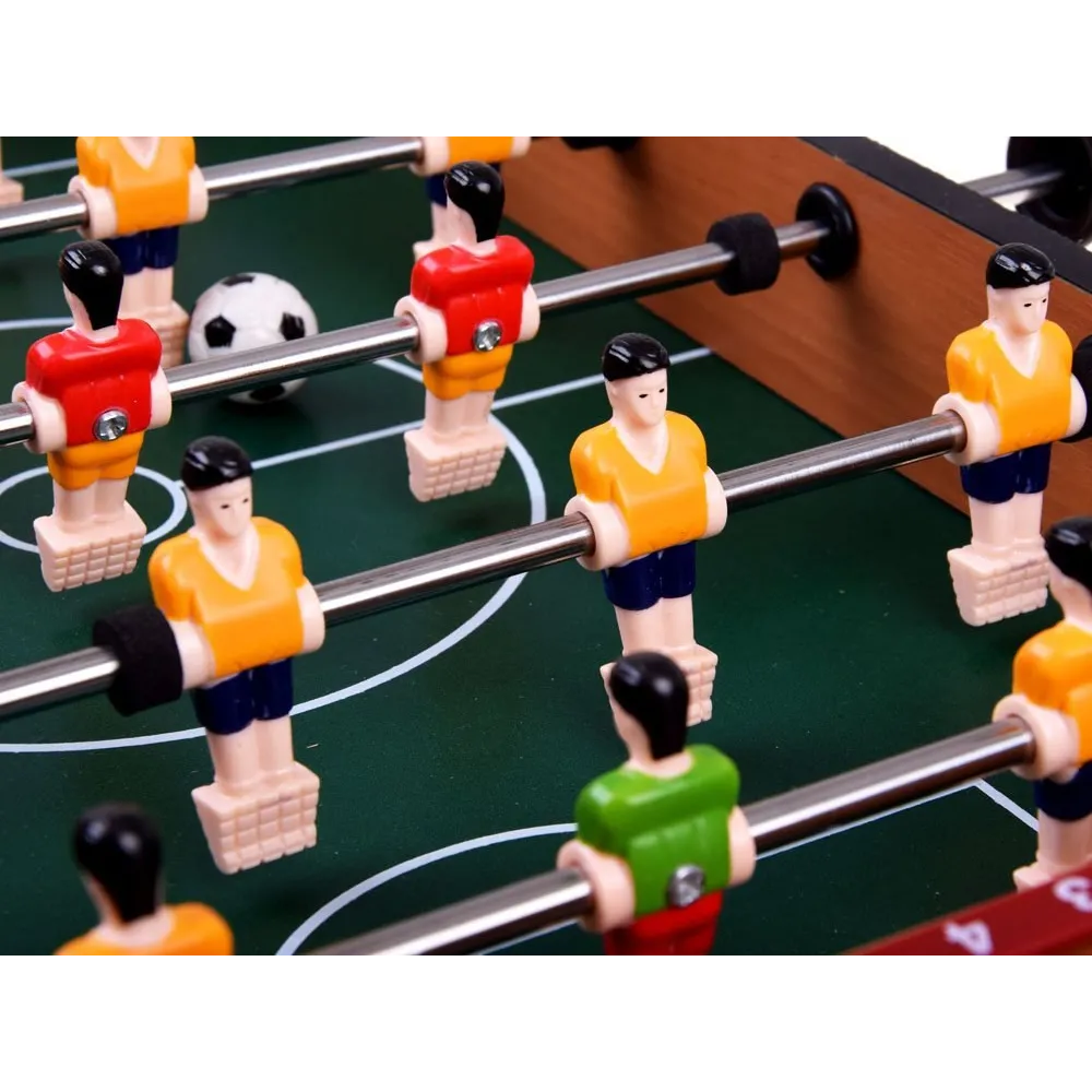 widok bocznych listew i prętów sterujących w mini stole piłkarzyki