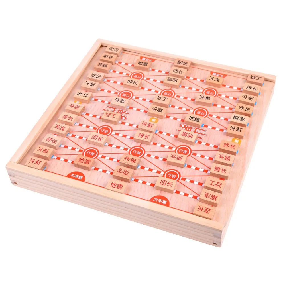 gra go w trakcie rozgrywki na planszy z czarnymi i białymi kamykami