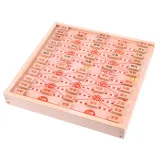 gra go w trakcie rozgrywki na planszy z czarnymi i białymi kamykami