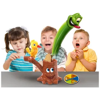 Papierki z wzorem słojów drewna przygotowane do rozgrywki