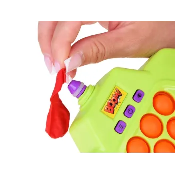 Zestaw gry z dołączonymi balonami i ładowarką