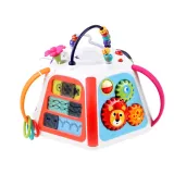 lusterko do zabawy odbiciem na jednej ze ścian kostki