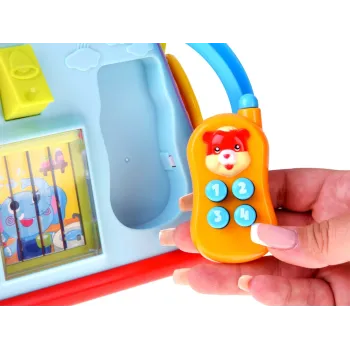 Szczegół harmonijnej kolorystyki i wykonania kostki edukacyjnej ZA3909