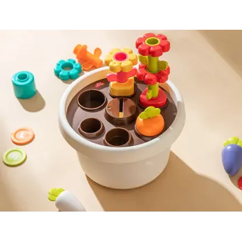 widok na akcesoria: kwiatki i łodyżki z zestawu hola