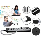 Długi ustnik melodyki ułatwiający użytkowanie