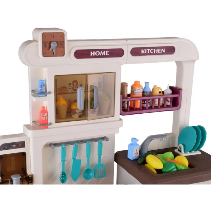 półki i szafki kuchenne z zestawem warzyw i owoców