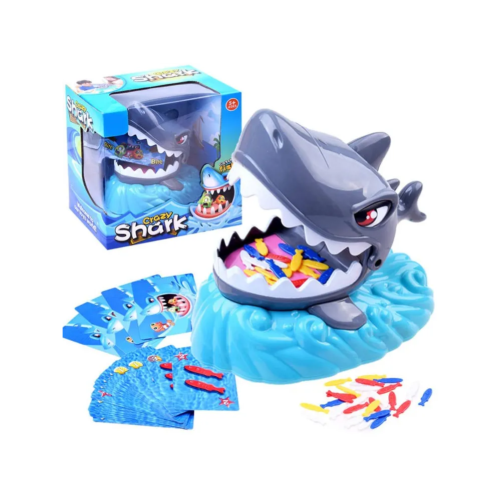 gra szalony rekin podczas rodzinnej rozgrywki na stole