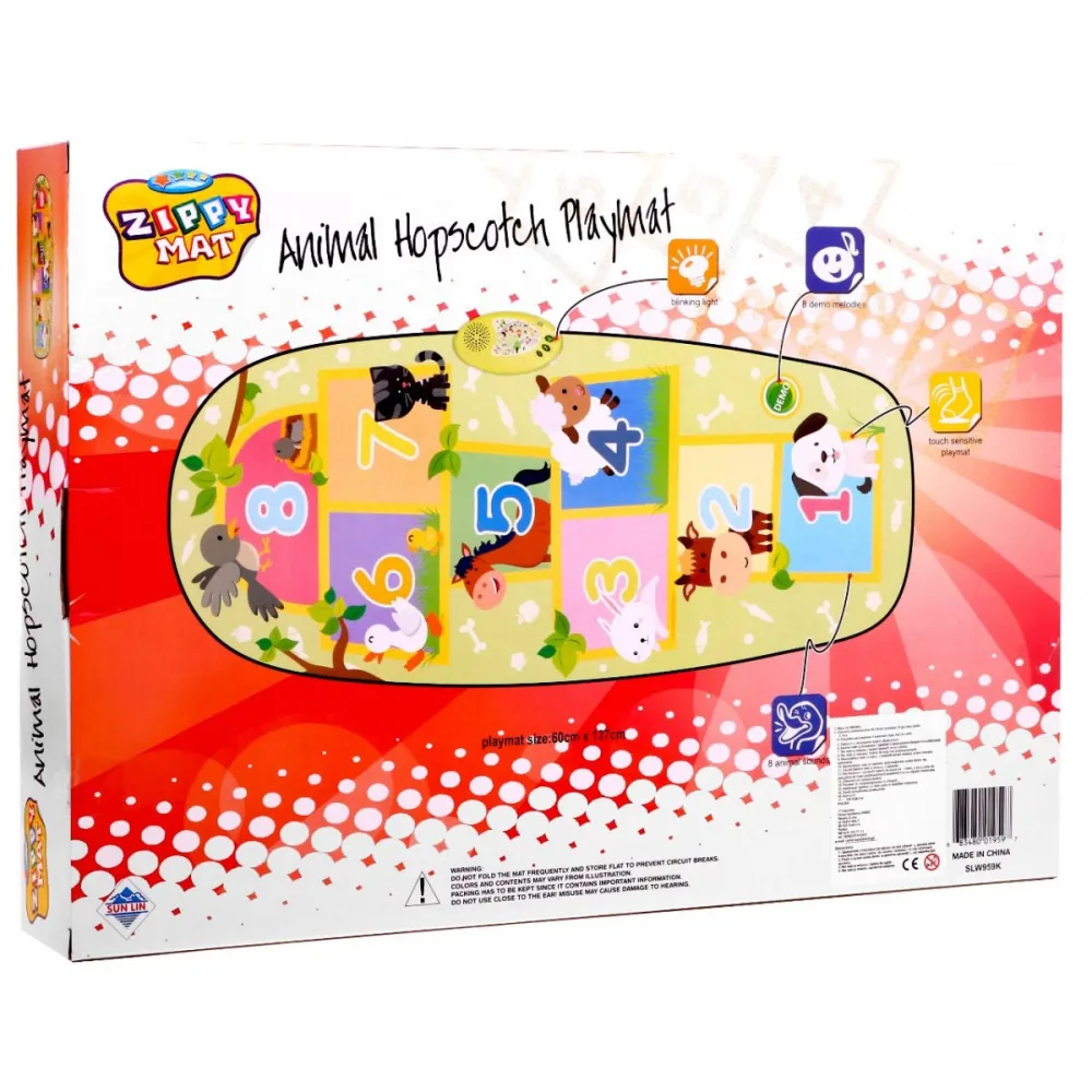 widok wszystkich ośmiu zwierzątek przedstawionych na polach maty