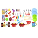 detal zabawkowego ekspresu do kawy oraz zegara na kuchni dla dzieci