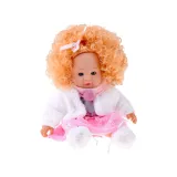 gęste blond loki lalki Alicji ułożone z różową wstążką