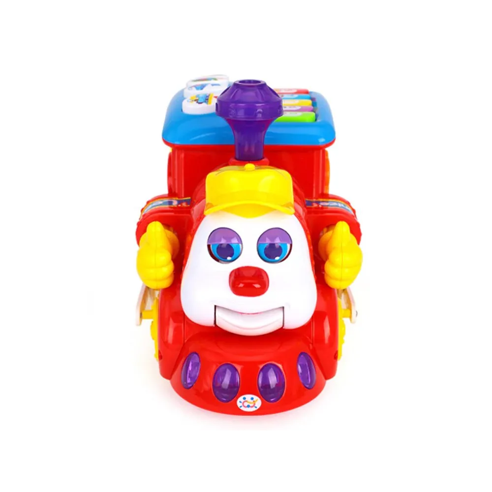 widok zabawki z otwartym bagażnikiem na klocki