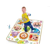 gra zespołowa dzieci na interaktywnej macie tanecznej