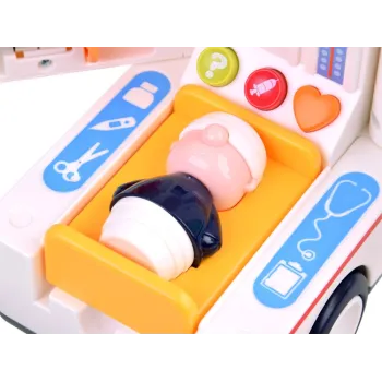 Monitor EKG i panel interaktywny umieszczony w zabawce