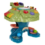 Interaktywne drzewo z kolorowymi światełkami i dźwiękiem na białym tle