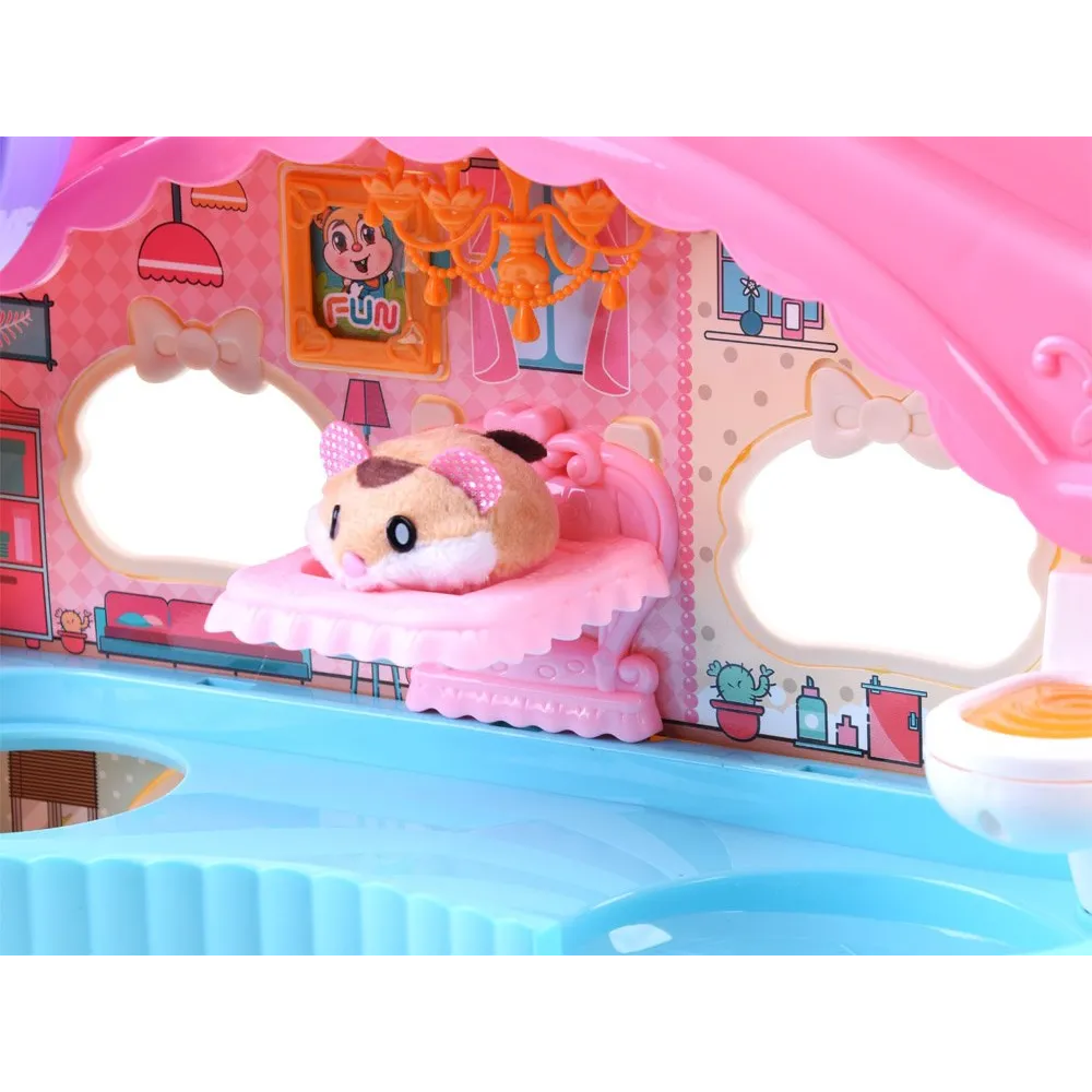 Wyposażenie domku wraz z umieszczonym chomikiem