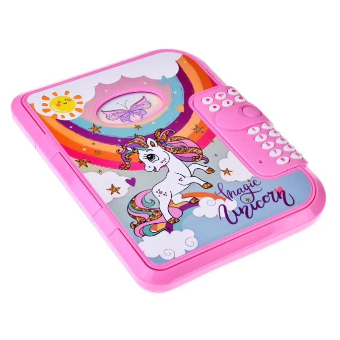 Widok zestawu z pamiętnikiem, pisakiem i przezroczystą ramką