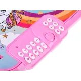 Detal biały jednorożec z kolorową grzywą na okładce pamiętnika