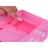 Różowy notatnik oraz pisak dołączone do zestawu pamiętnika