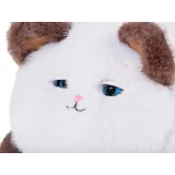 migające powieki maskotki kotka podczas zabawy