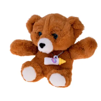 miś śmieje się i trzyma butelkę do karmienia