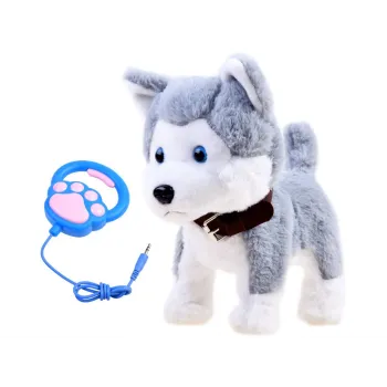 Piesek na tle dziecięcego pokoju gotowy do spaceru