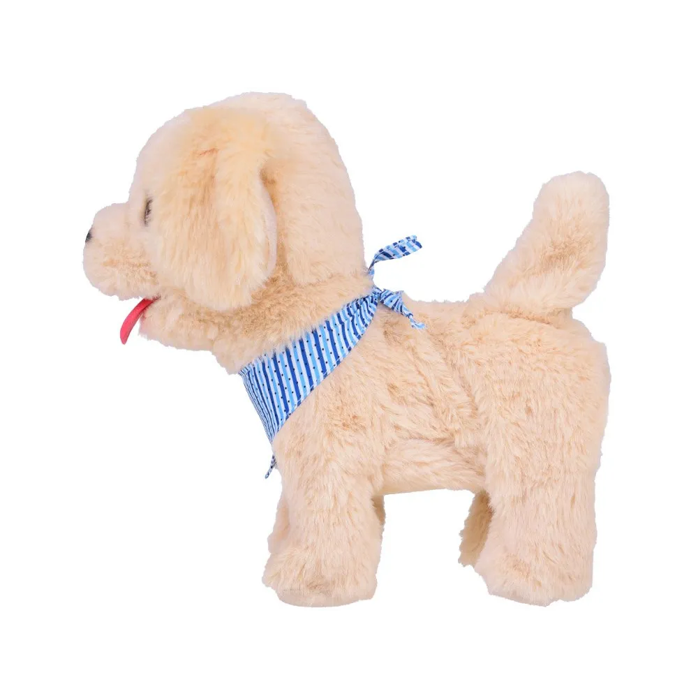 piesek tinka merdający ogonkiem podczas zabawy na płaskiej powierzchni