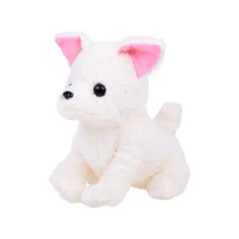 dziecko bawiące się interaktywnym pieskiem SISI